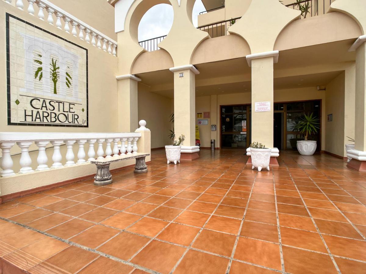 Korallia Guesthouse Castle Harbour Los Cristianos  Εξωτερικό φωτογραφία
