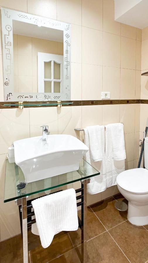 Korallia Guesthouse Castle Harbour Los Cristianos  Εξωτερικό φωτογραφία