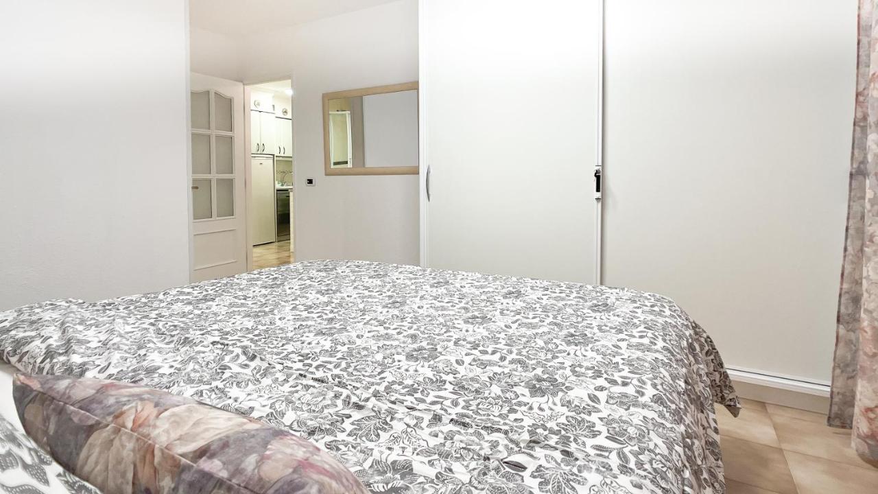 Korallia Guesthouse Castle Harbour Los Cristianos  Εξωτερικό φωτογραφία